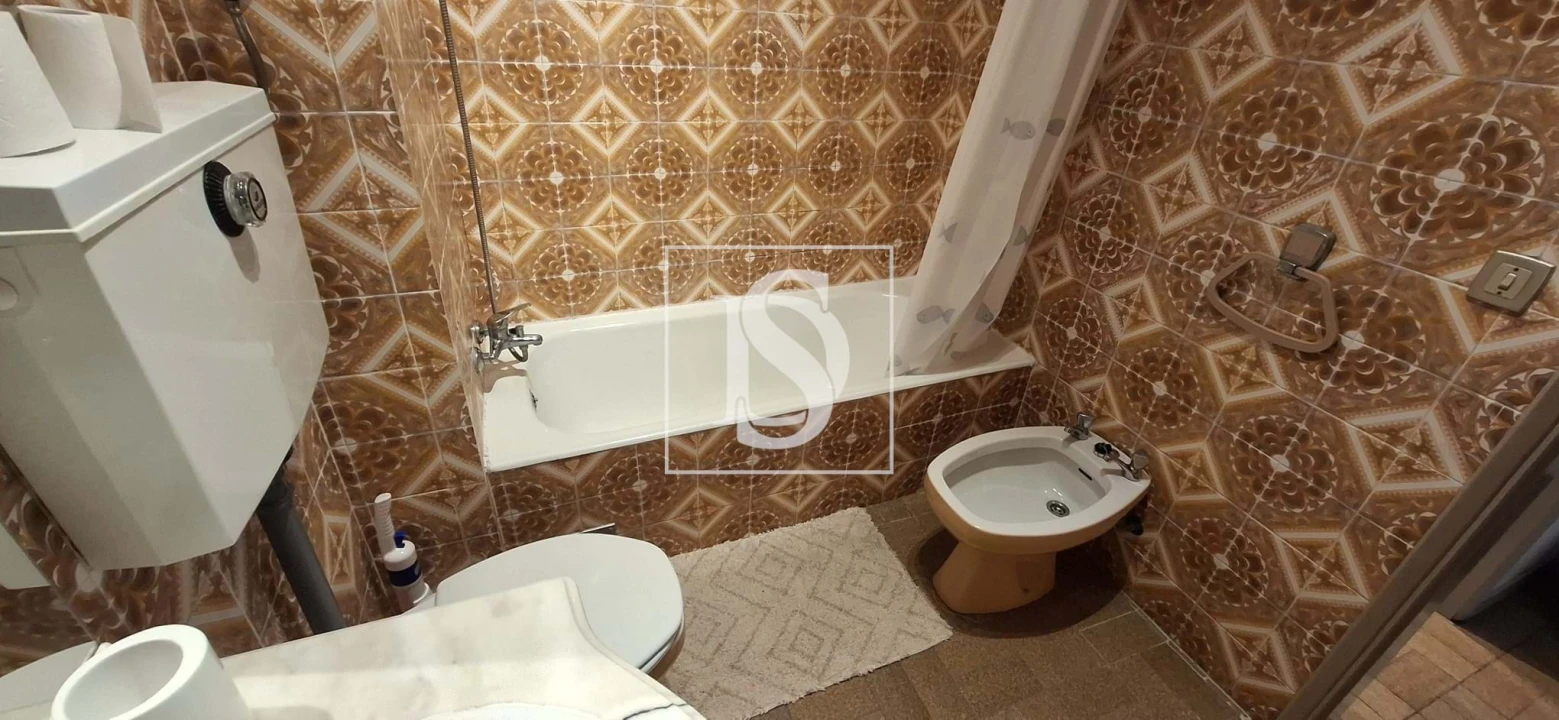 Apartamento T3 para Arrendamento em Vila Praia de Ancora Foto 12