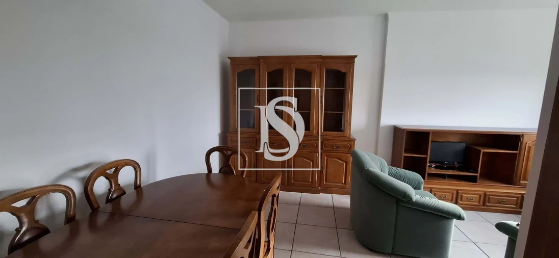 Apartamento T3 para Arrendamento em Vila Praia de Ancora Foto 3