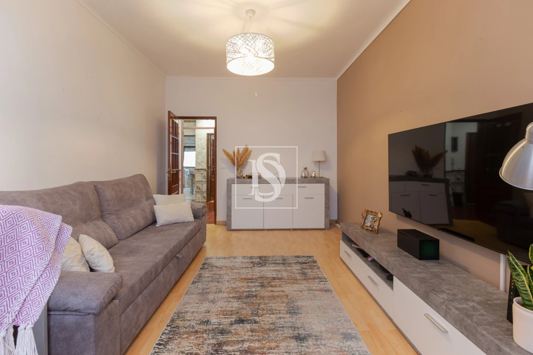 Apartamento T1 para Venda em Baixa da Banheira e Vale da Amoreira Foto 2