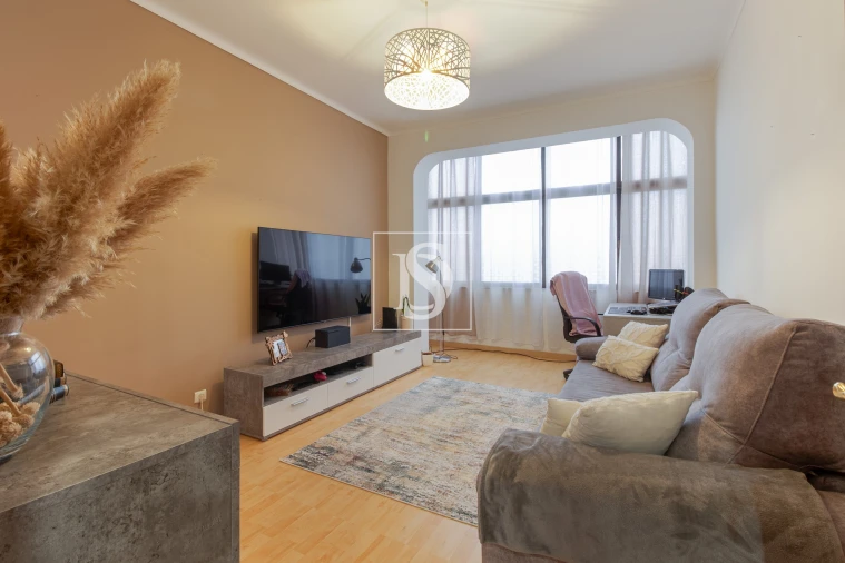 Apartamento T1 para Venda em Baixa da Banheira e Vale da Amoreira Foto 1