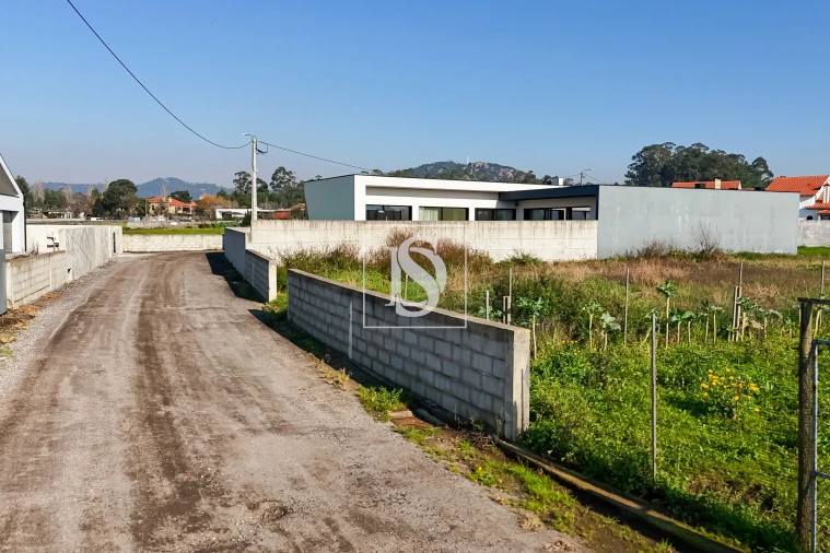 Terreno para Venda em Gandra Foto 13