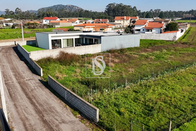 Terreno para Venda em Gandra Foto 12