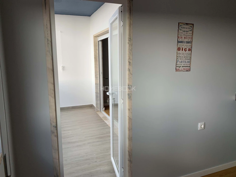 Apartamento T3 para Arrendamento em Carcavelos e Parede Foto 12