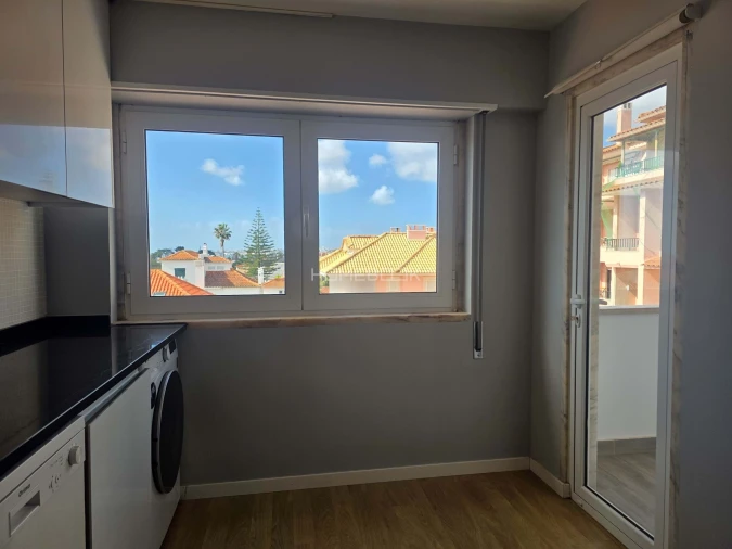 Apartamento T3 para Arrendamento em Carcavelos e Parede Foto 4