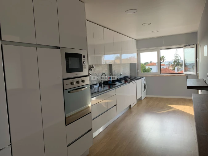 Apartamento T3 para Arrendamento em Carcavelos e Parede Foto 2
