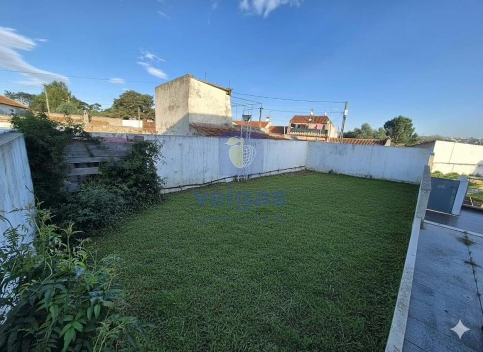 Moradia T4 para Venda em Tornada e Salir do Porto Foto 16