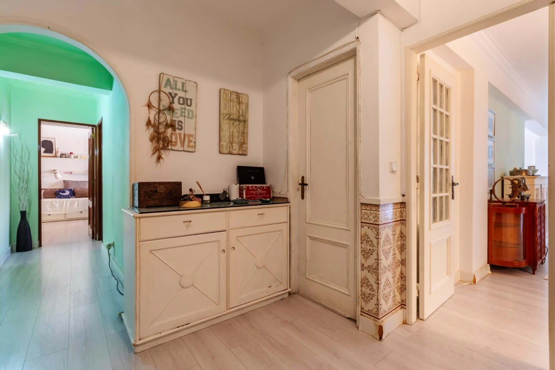 Apartamento T2 para Venda em Rio de Mouro Foto 6