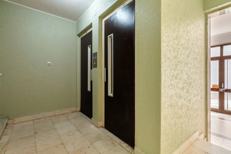 Apartamento T2 para Venda em Rio de Mouro Foto 5