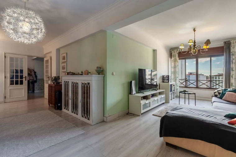 Apartamento T2 para Venda em Rio de Mouro Foto 16