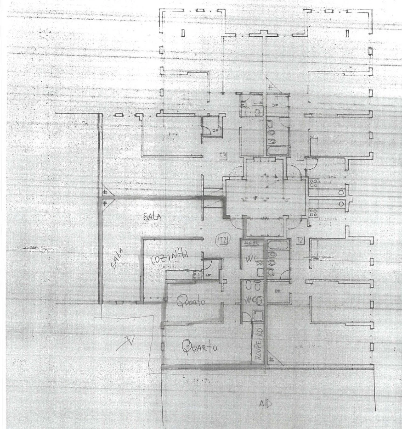Apartamento T2 para Venda em Rio de Mouro Foto 47
