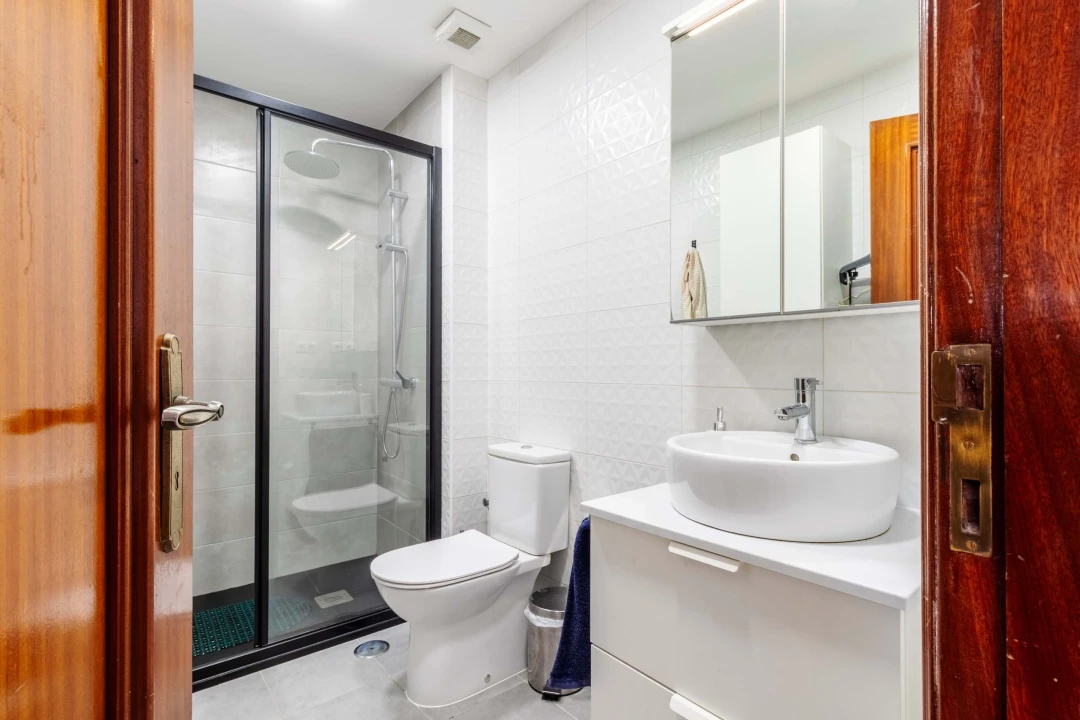 Apartamento T2 para Venda em Rio de Mouro Foto 38