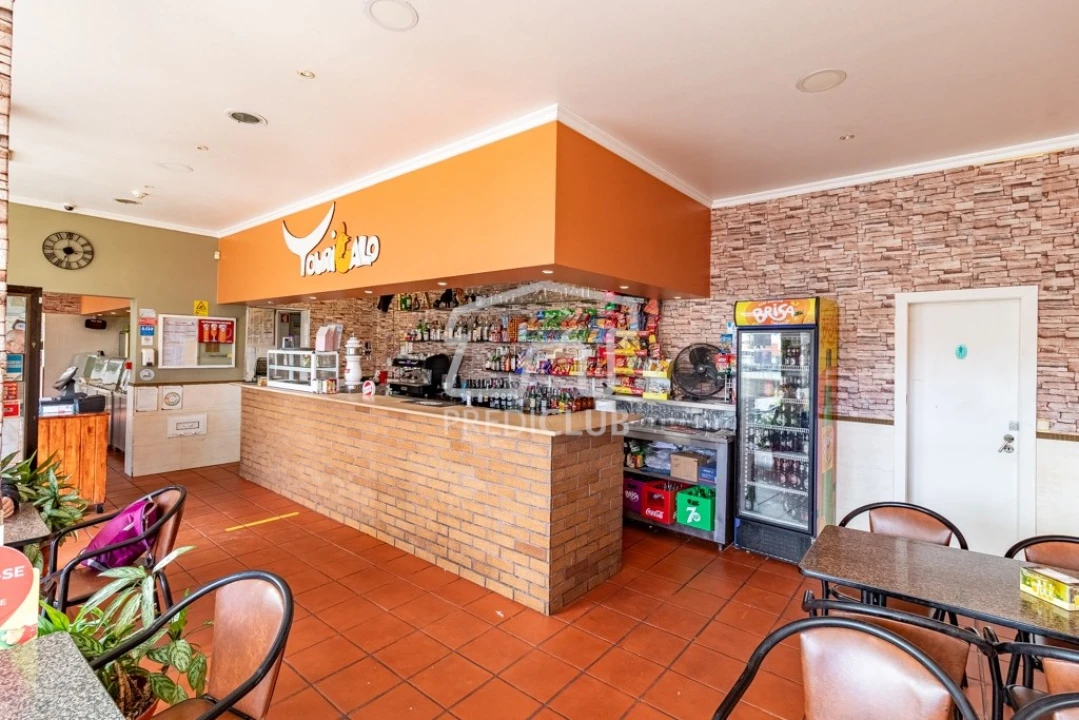 Negócio para Trespasse em Funchal (São Pedro) Foto 1