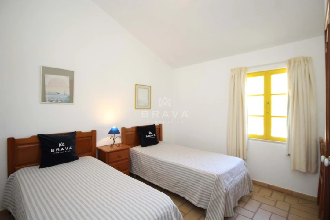 Moradia T2 para Venda em Guia Foto 39