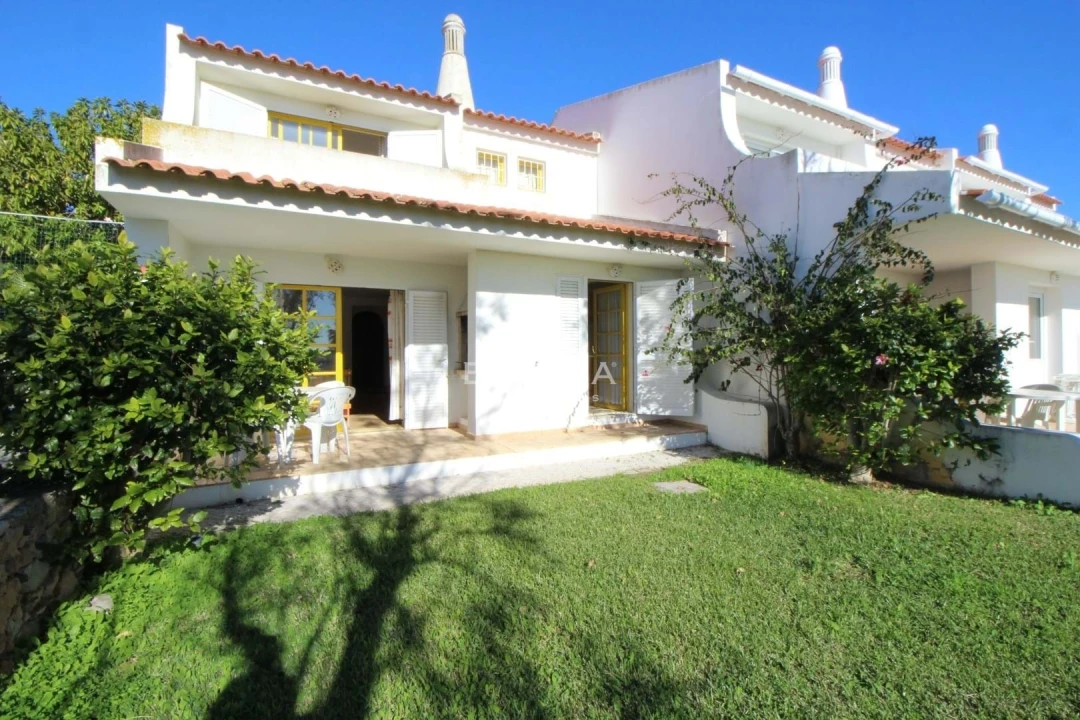 Moradia T2 para Venda em Guia Foto 21