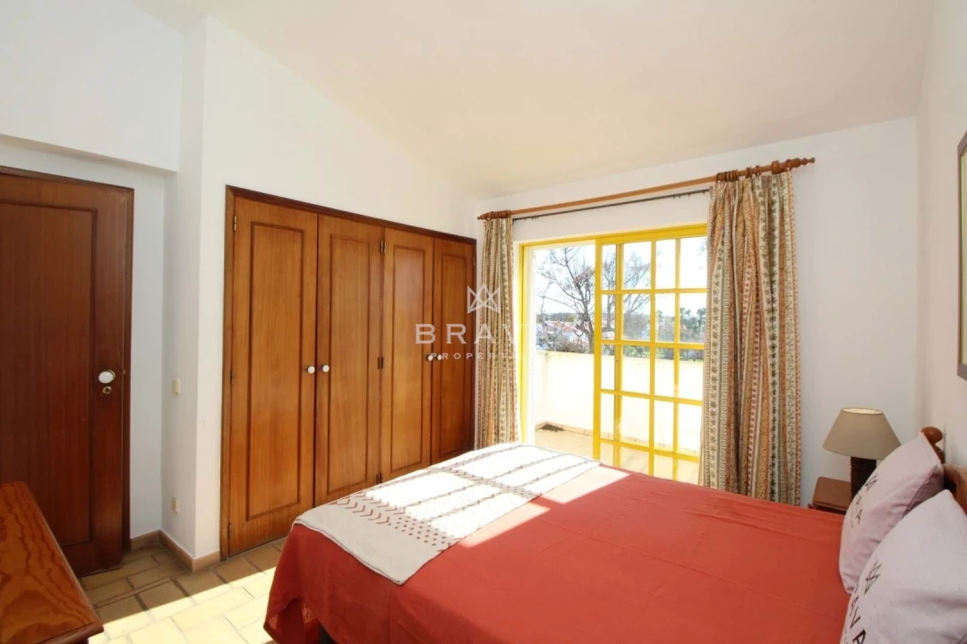 Moradia T2 para Venda em Guia Foto 28