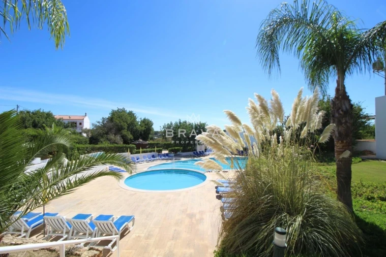 Moradia T2 para Venda em Guia Foto 2