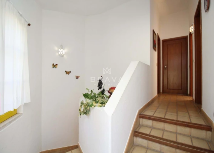 Moradia T2 para Venda em Guia Foto 25