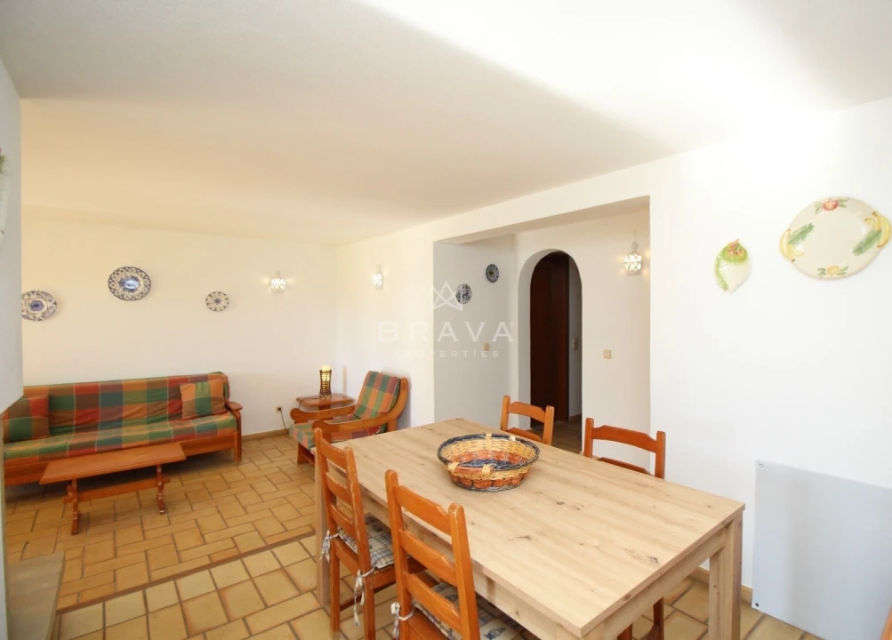 Moradia T2 para Venda em Guia Foto 18