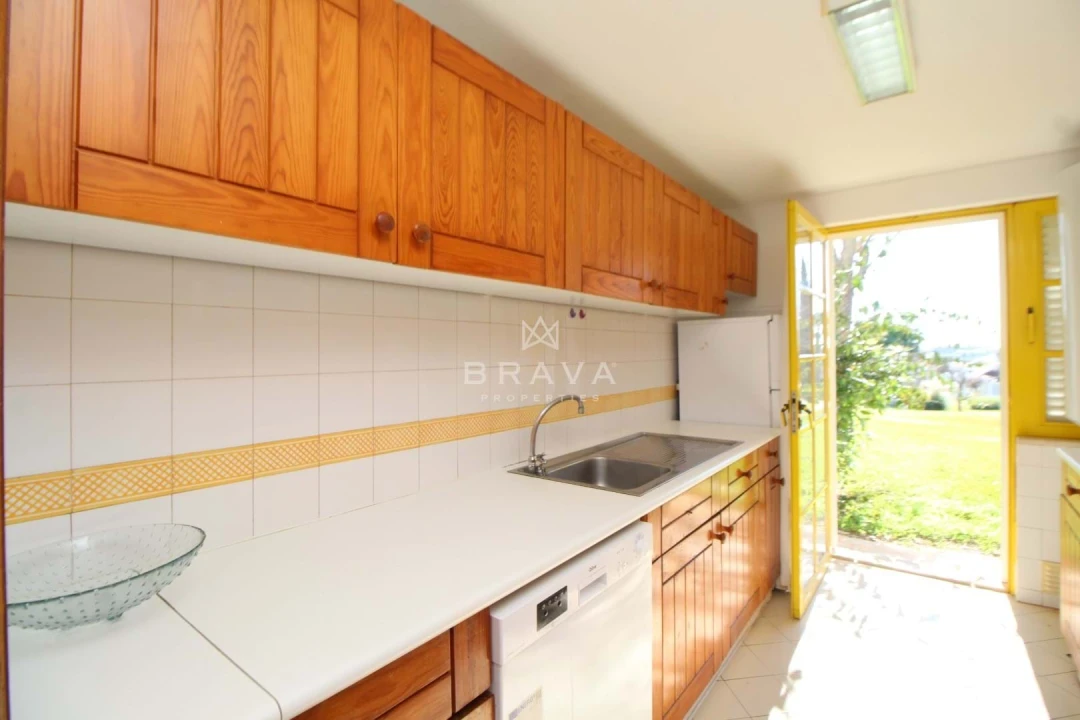 Moradia T2 para Venda em Guia Foto 12