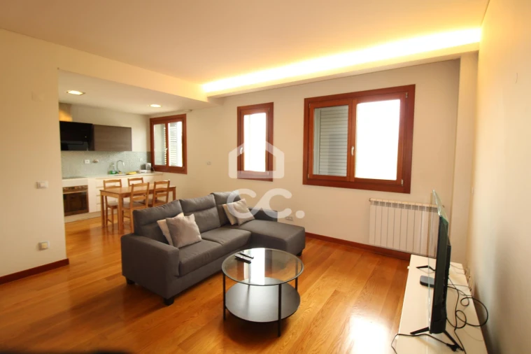 Apartamento T1 para Arrendamento em Alfragide Foto 6