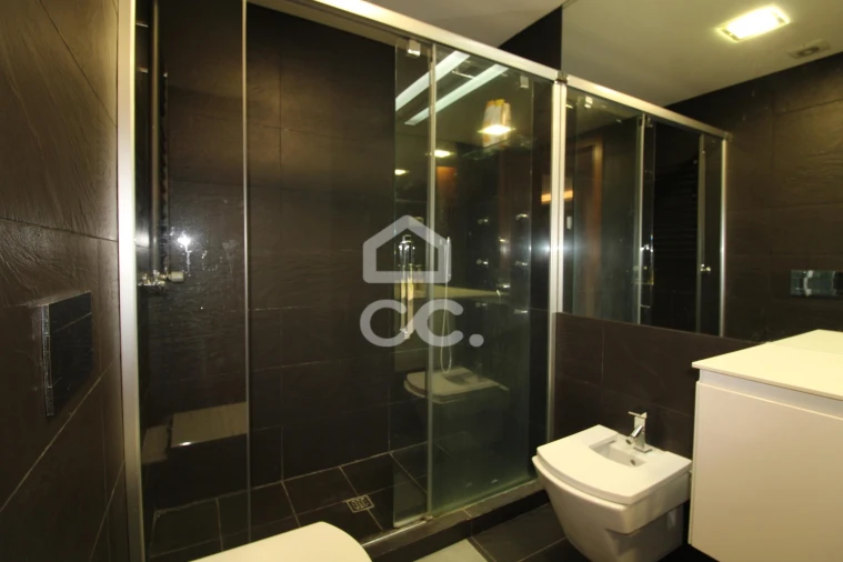 Apartamento T1 para Arrendamento em Alfragide Foto 8