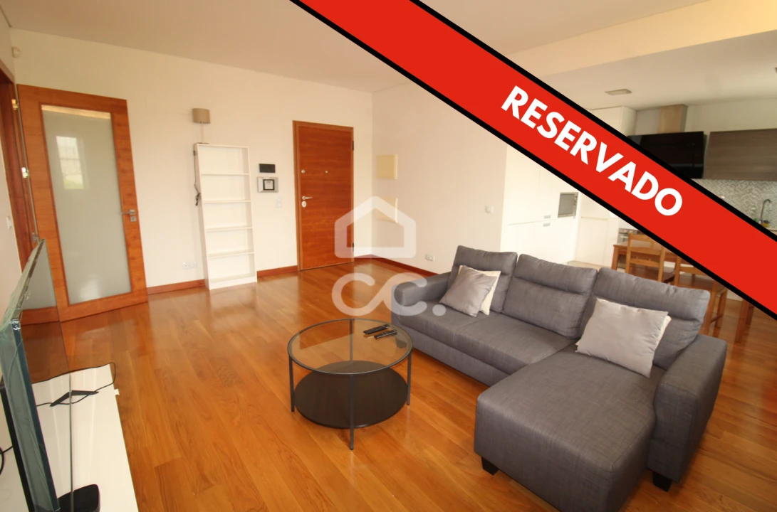 Apartamento T1 para Arrendamento em Alfragide Foto 1