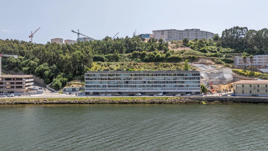 Apartamento T3 para Arrendamento em Santa Marinha e São Pedro da Afurada Foto 4