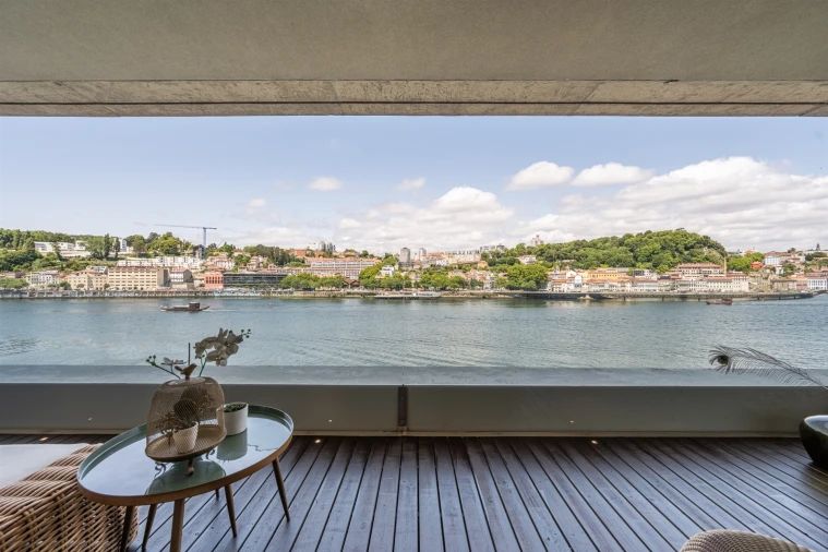 Apartamento T3 para Arrendamento em Santa Marinha e São Pedro da Afurada Foto 2