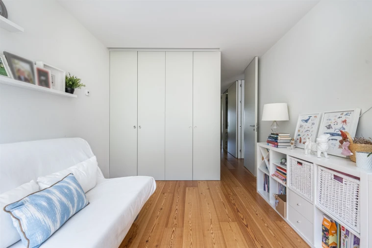 Apartamento T3 para Arrendamento em Santa Marinha e São Pedro da Afurada Foto 23