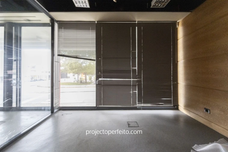 Loja para Arrendamento em Cortegaça Foto 8