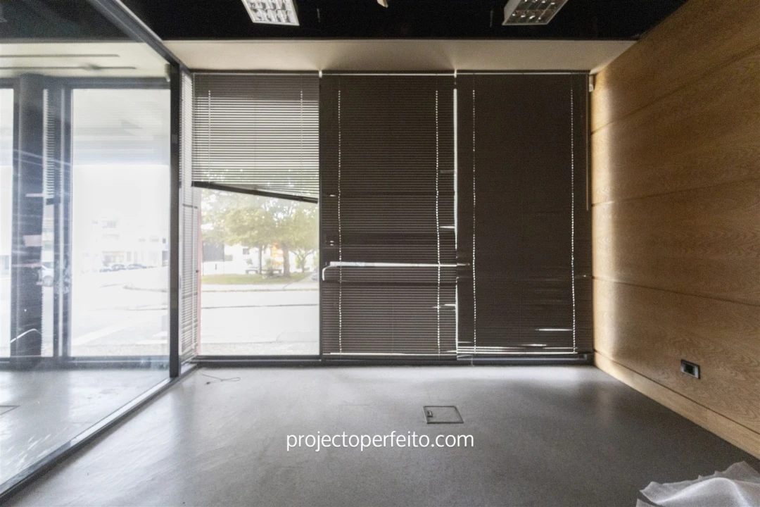 Loja para Arrendamento em Cortegaça Foto 8