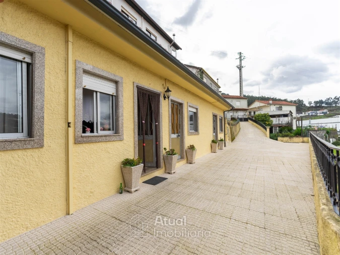 Moradia T2 para Venda em Caldas de Vizela (São Miguel e São João)
