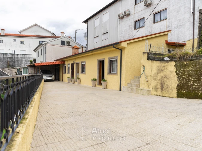 Moradia T2 para Venda em Caldas de Vizela (São Miguel e São João) Foto 2