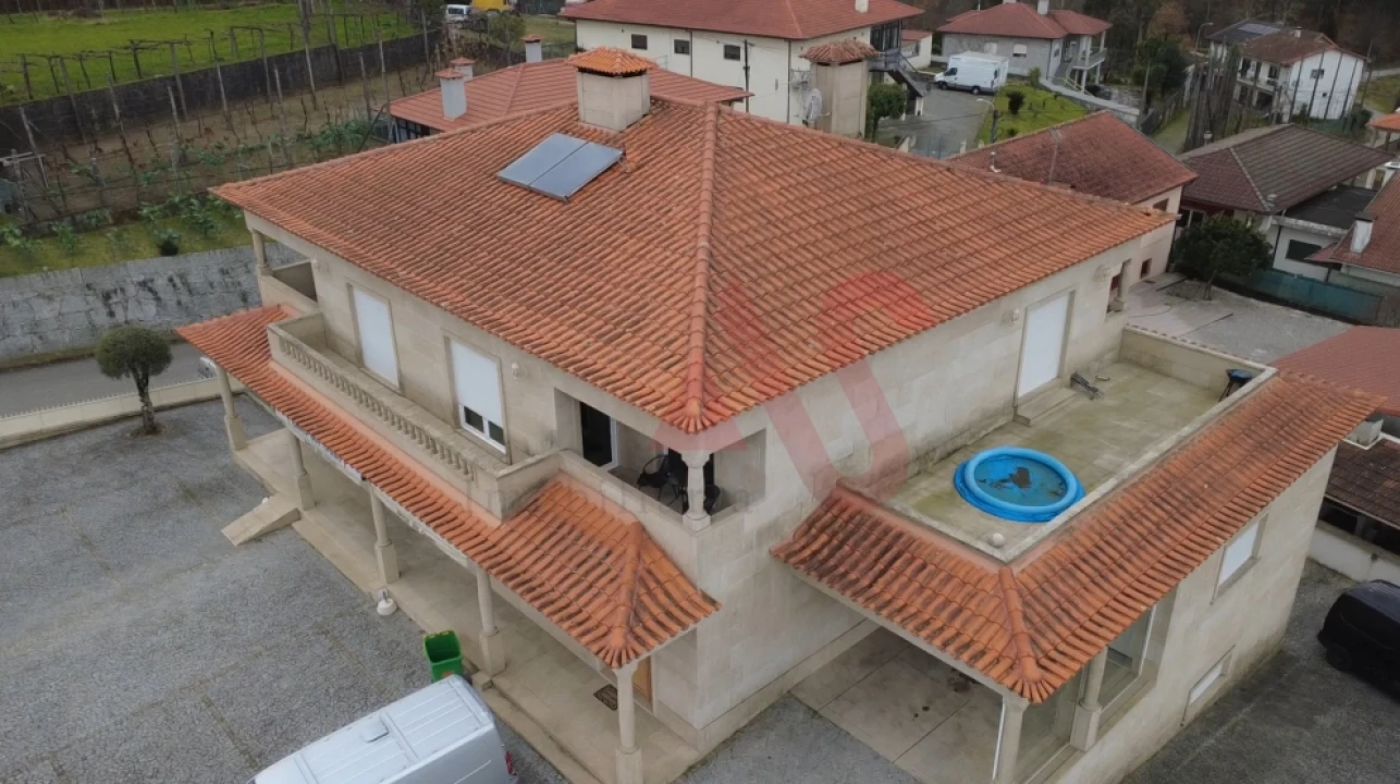 Moradia T3 para Venda em Estorãos Foto 2