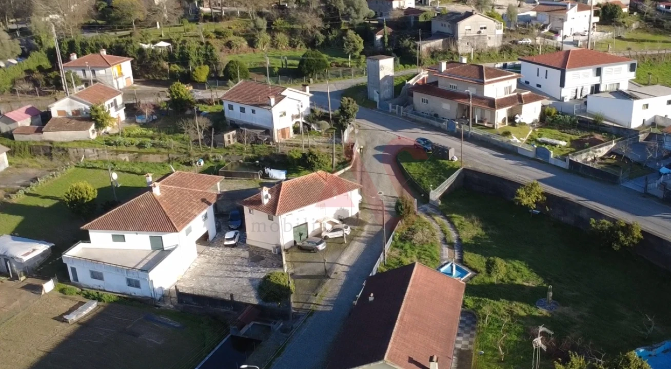 Moradia T2 para Venda em Estorãos Foto 6