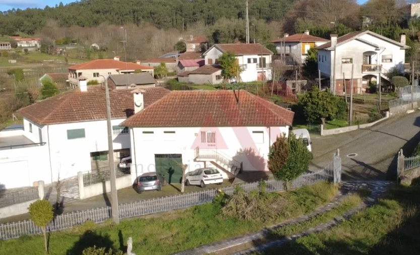 Moradia T2 para Venda em Estorãos Foto 5