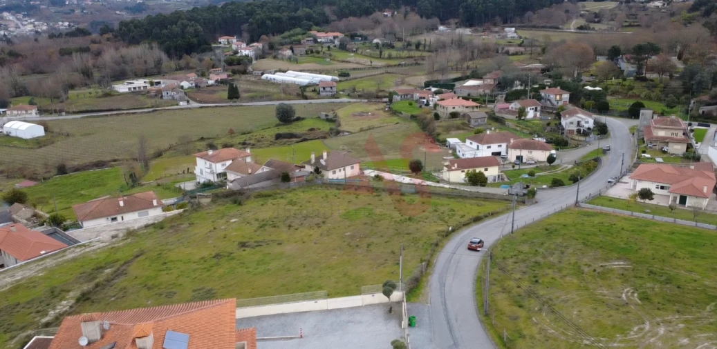 Terreno para Venda em Estorãos Foto 4