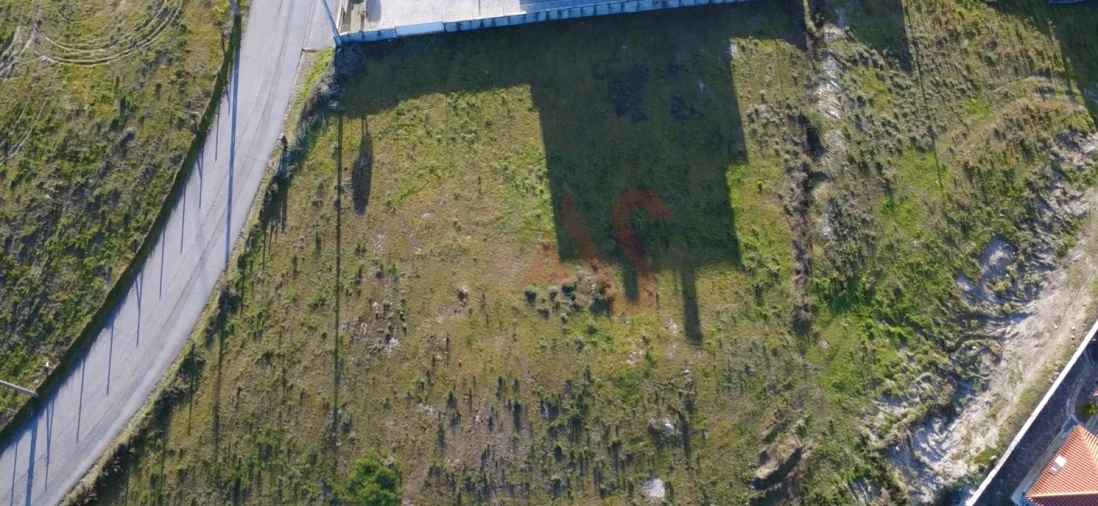 Terreno para Venda em Estorãos Foto 2