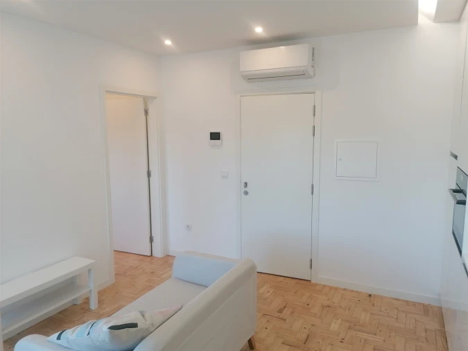 Apartamento T1 para Arrendamento em Castelo Branco Foto 6