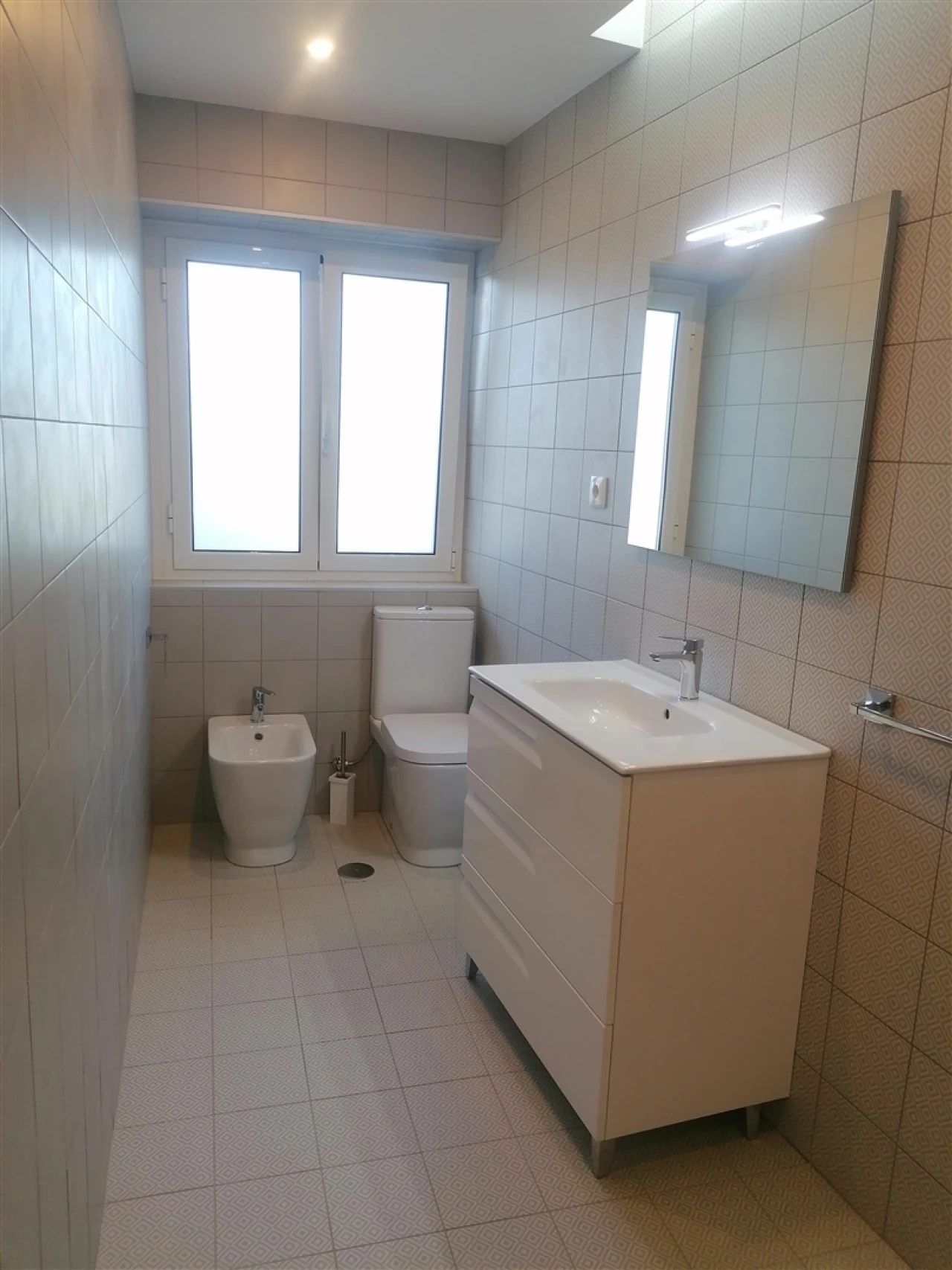 Apartamento T1 para Arrendamento em Castelo Branco Foto 11