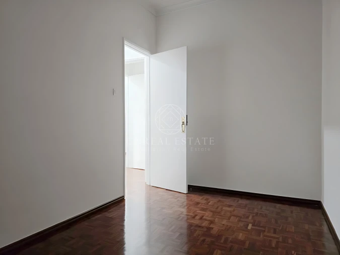 Apartamento T3 para Arrendamento em Algés, Linda-A-Velha e Cruz Quebrada-Dafundo Foto 20