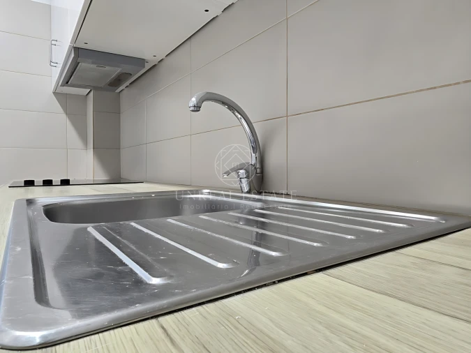 Apartamento T3 para Arrendamento em Algés, Linda-A-Velha e Cruz Quebrada-Dafundo Foto 28