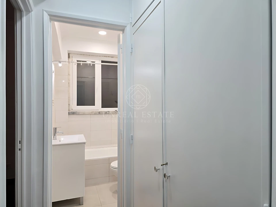 Apartamento T3 para Arrendamento em Algés, Linda-A-Velha e Cruz Quebrada-Dafundo Foto 7