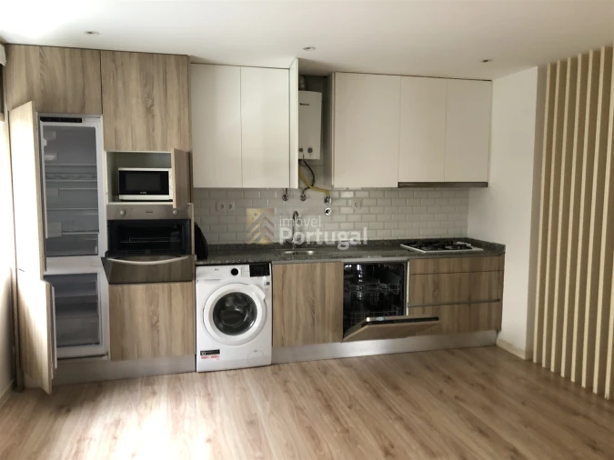 Apartamento T2 para Arrendamento em Ferreiros e Gondizalves