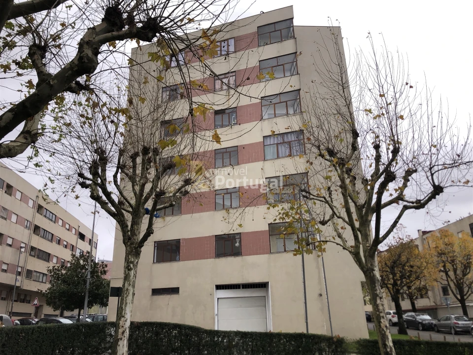 Apartamento T2 para Arrendamento em Ferreiros e Gondizalves Foto 19