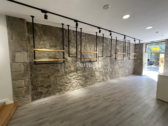 Loja para Arrendamento em São Vitor (Braga) Foto 9