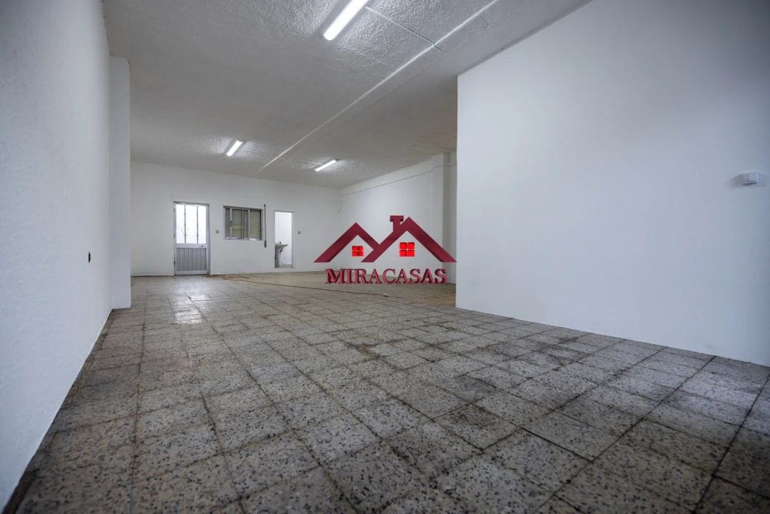 Loja para Arrendamento em Vagos e Santo António Foto 6