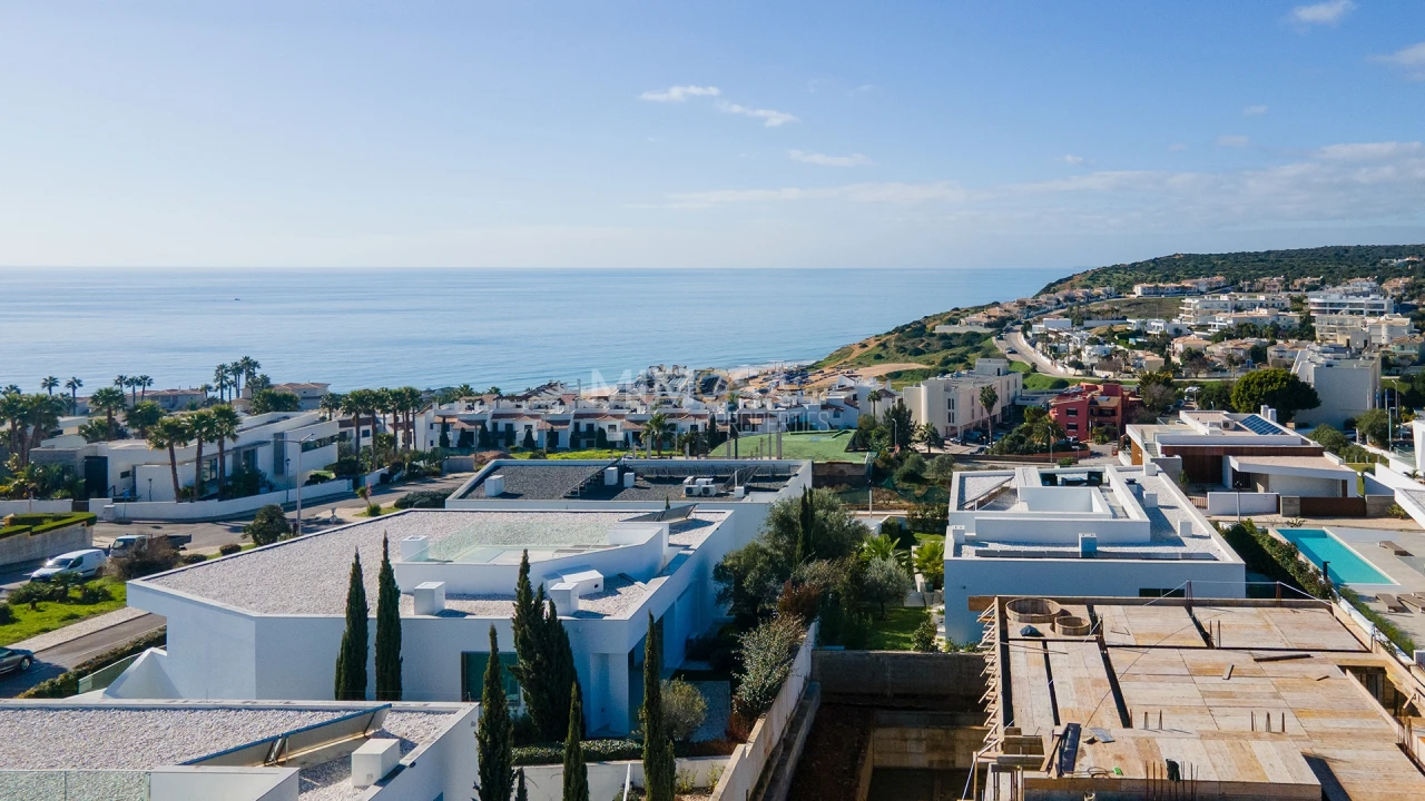 Moradia T3 para Venda em Lagos (São Sebastião e Santa Maria) Foto 2