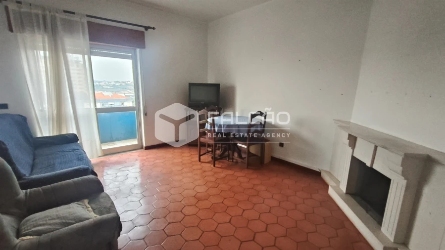 Apartamento T3 para Venda em Marvila, Ribeira Santarém, São Salvador, São Nicolau