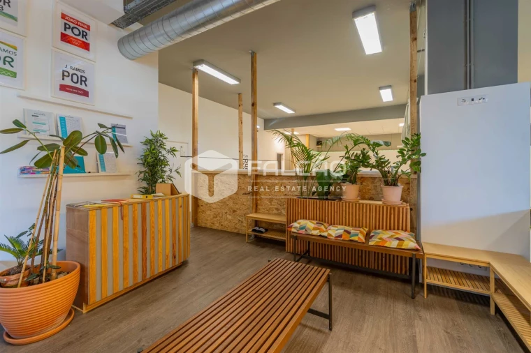 Loja para Venda em Algés, Linda-A-Velha e Cruz Quebrada-Dafundo Foto 10